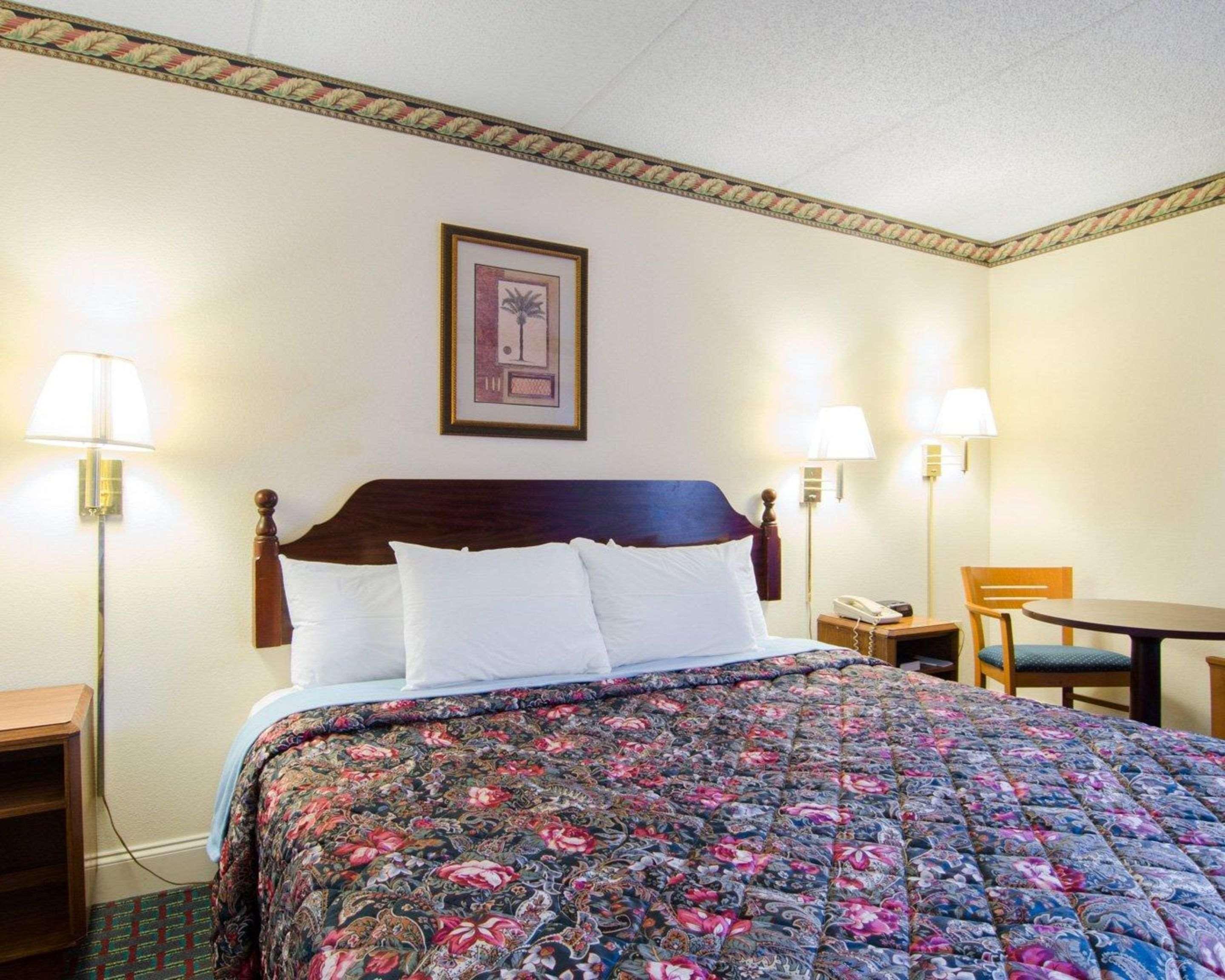 Rodeway Inn Norcross Esterno foto